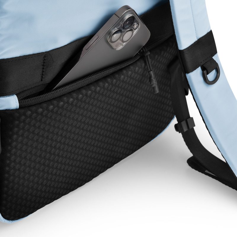 CRASH BAGGAGE Mesh Backpack