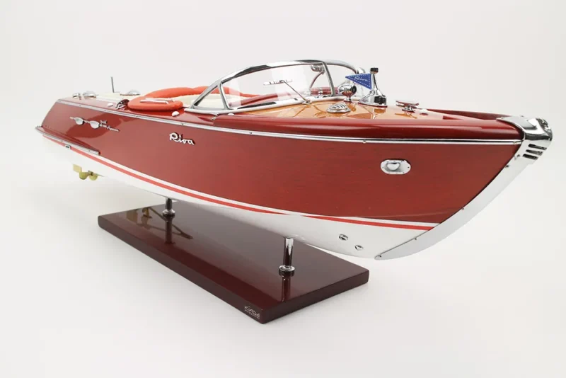 Riva Aquarama Spécial 58cm (Corail)